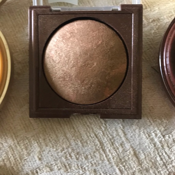 2 for $20 — Drugstore Bronzer Set - Picture 5 of 6